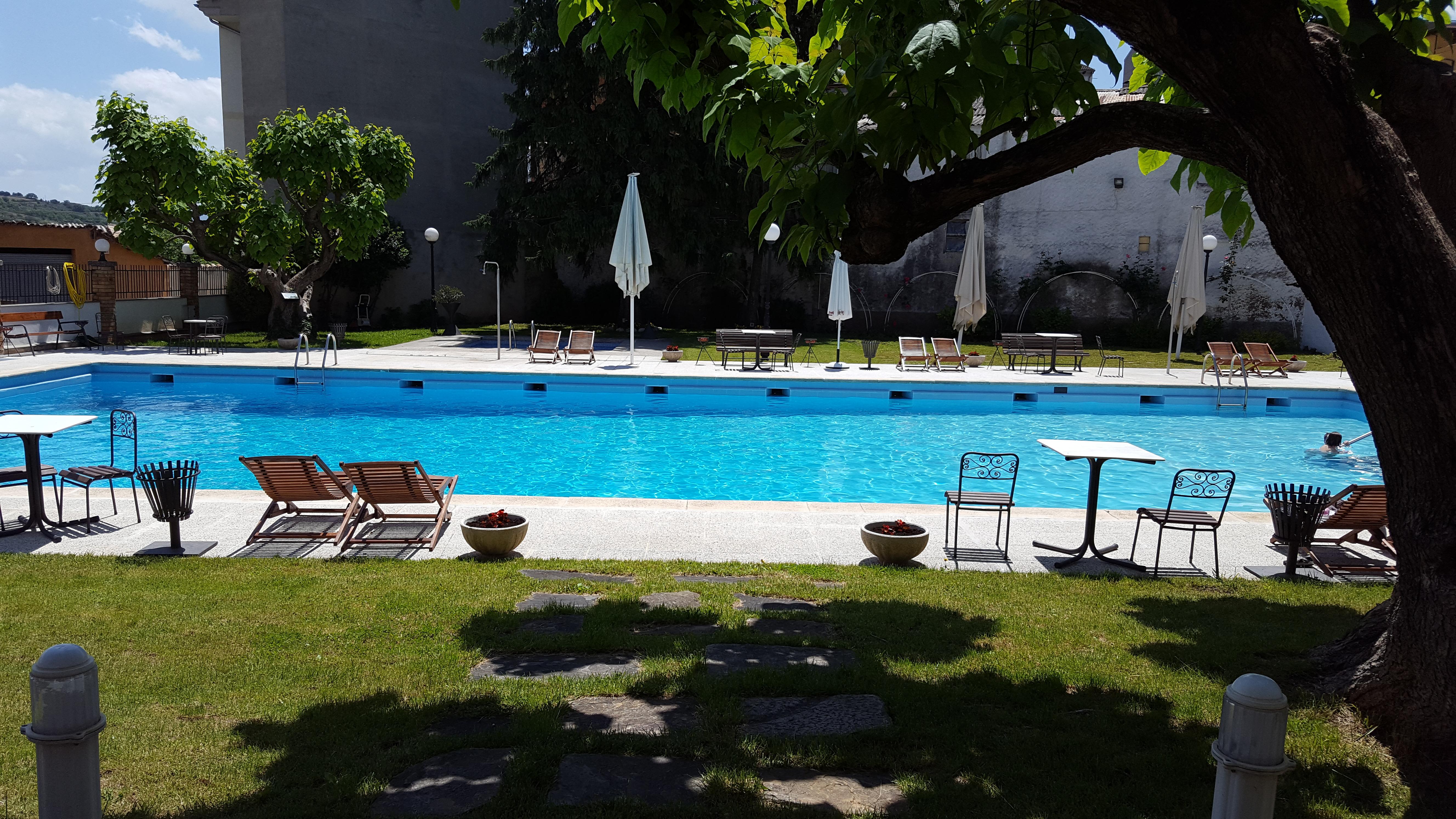 Hotel Segle XX Tremp Zewnętrze zdjęcie