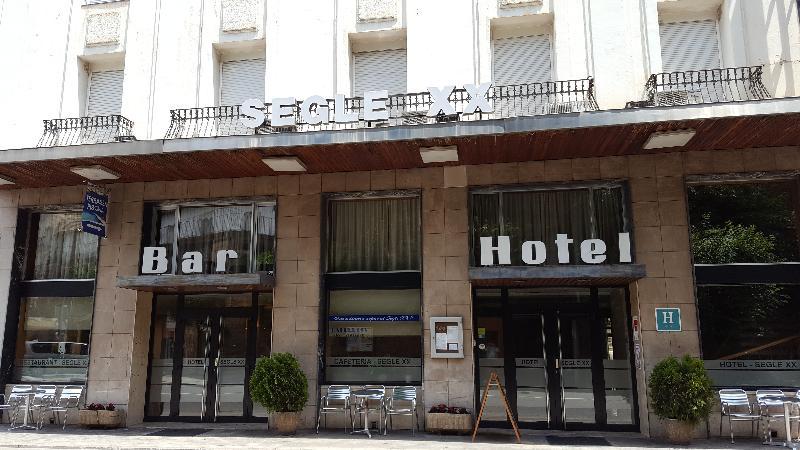 Hotel Segle XX Tremp Zewnętrze zdjęcie