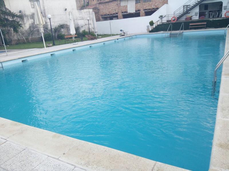 Hotel Segle XX Tremp Zewnętrze zdjęcie