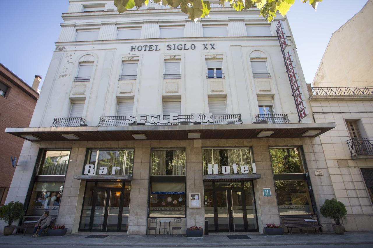 Hotel Segle XX Tremp Zewnętrze zdjęcie